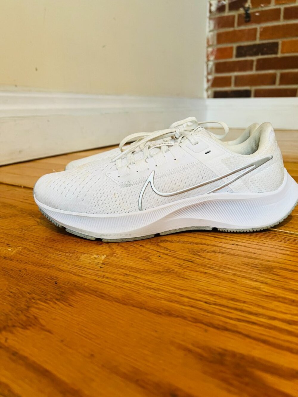 Size 7.5 - Nike Air Zoom Pegasus 38 White Metallic Silver W